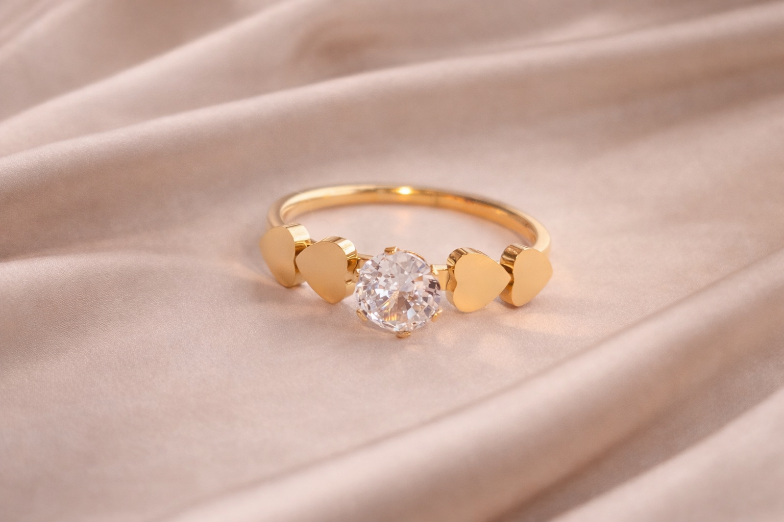 MONÉA Herz-Kristallring