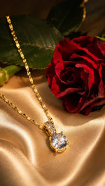 MONÉA Crystal Glow Halskette